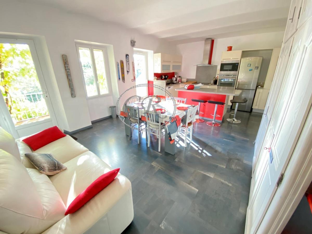 Appartement Duplex - 100M De La Plage De St Clair Le Lavandou Exterior foto